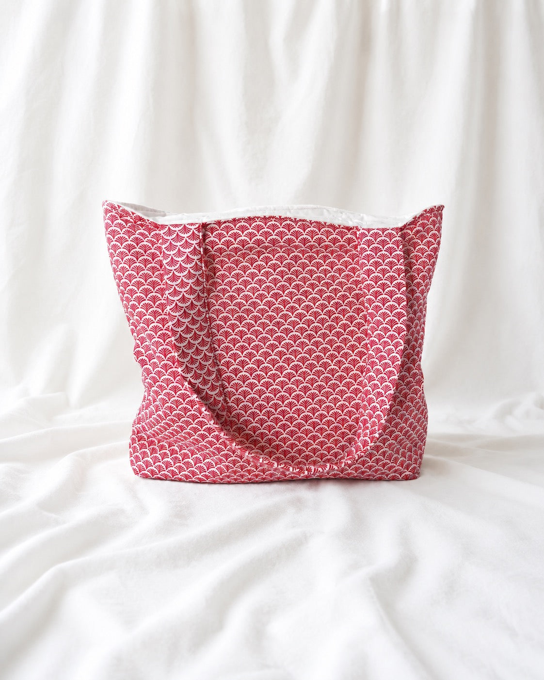Medium Tote Bag