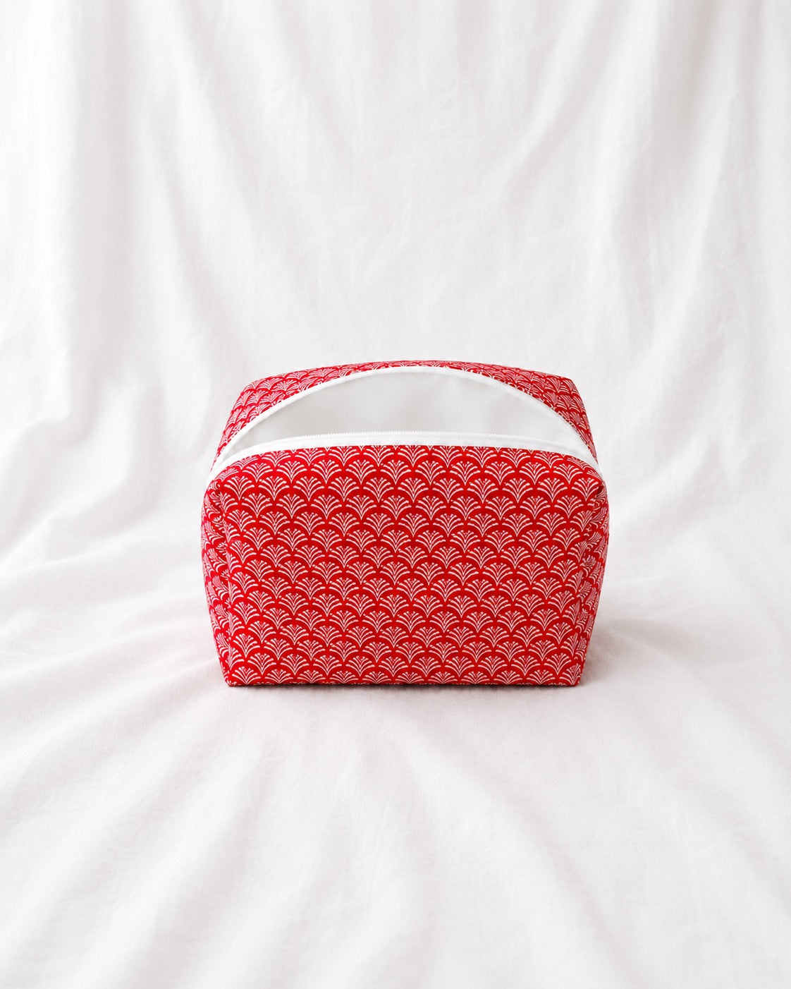 Medium Toiletry Bag